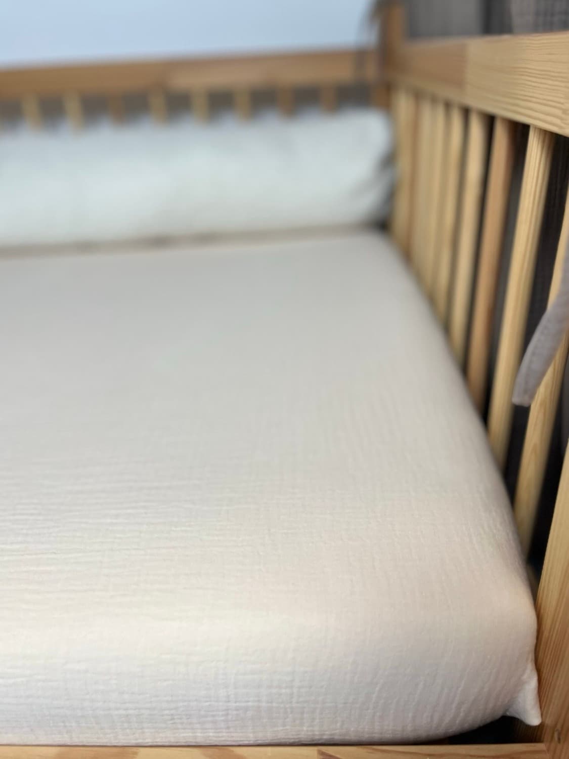 Muslin Fitted Sheet for a Cot