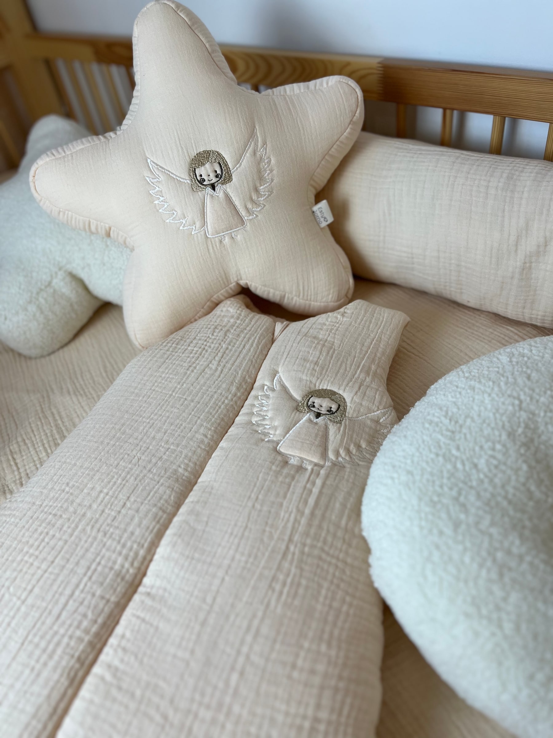 Musselin-Schlafsack mit Engel-Stickerei